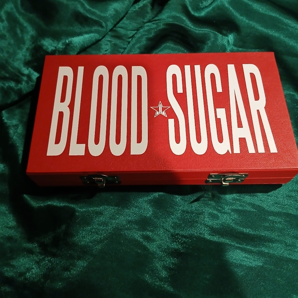 Jeffree Starr Blood Sugar Palette - Picture 6 of 11